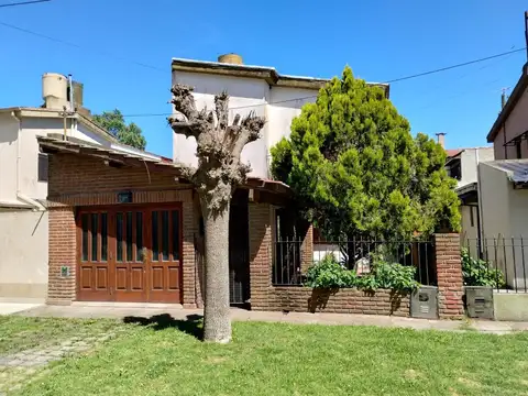 VENTA PH 3 AMBIENTES CON COCHERA, PARQUE Y TERRAZA