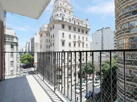 Venta depto. Tribunales 2 amb. apto prof. balcòn