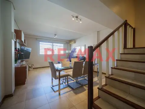 Venta Dpto Triplex 4 Amb c/ Cochera, Almagro!