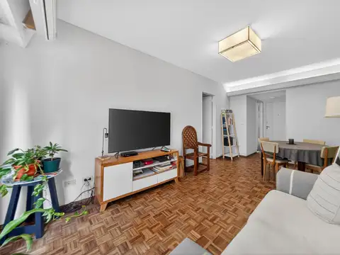 Departamento 4 ambientes con cochera fija Cercania al Congreso