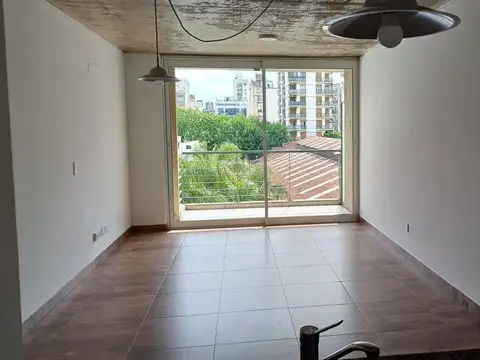 MONOAMBIENTE CON BALCON ATERRAZADO CONTRAFRENTE