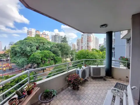 Departamento 4 ambientes con 3 baños