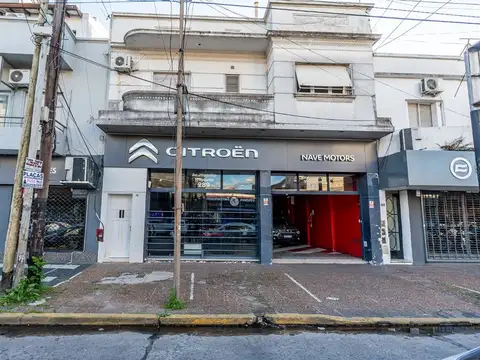 VENTA EXCELENTE LOCAL CON 2 DPTOS QUILMES CENTRO