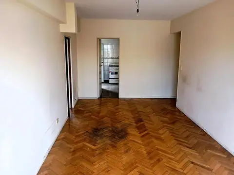 Departamento en Venta en Villa del Parque, USD 120.000