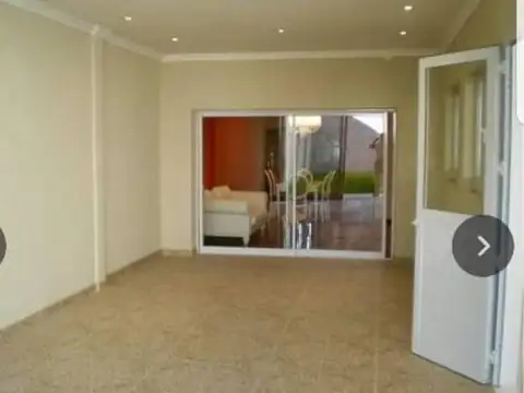 Casa 6 ambientes con 6 baños