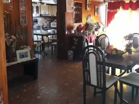 DEPARTAMENTO TIPO  CASA 3 AMBIENTES-CASEROS