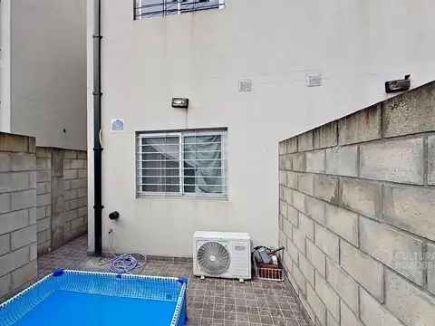 Depto Tipo Casa en Venta con 1 cocheras