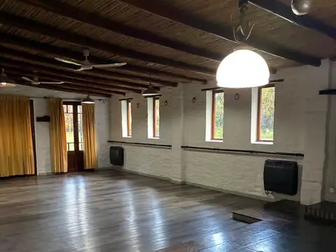 CASA QUINTA EN VENTA, UBICACION PRIVILEGIADA, AMPLIO PARQUE