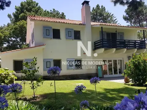 Casa en Alquiler Temporal en Playa Mansa, USD 37.500