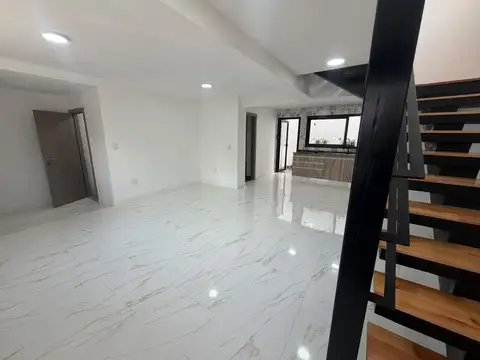 Depto Tipo Casa en Venta en Vélez Sarsfield, USD 220.000