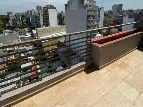 Departamento en Alquiler en Parque Chacabuco, $ 650.000