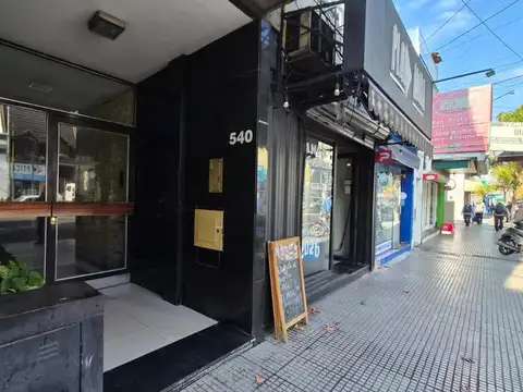 Departamento en Banfield Este