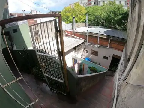 BLANES, JUAN M. 100, Piso 1