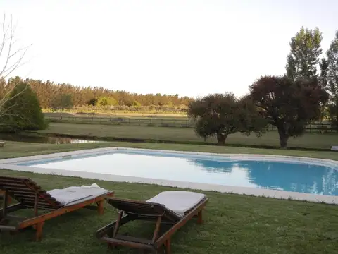 Campo en Venta de Los Cardales 4,3 hectáreas y 421 m² edificados. Entorno de barrios cerrados.