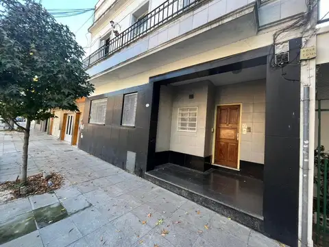 VENTA PH AL FRENTE DE 3 AMBIENTES