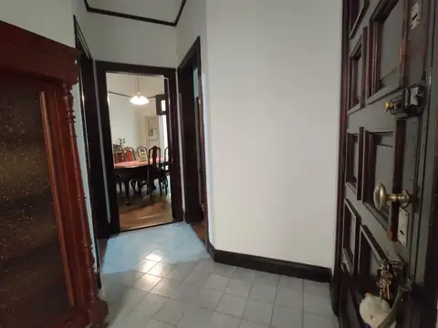 Departamento 5 ambientes con 2 baños