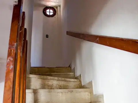 Depto Tipo Casa en Venta 40 años