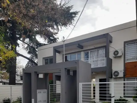 Venta duplex 4 ambientes - Ituzaingo (centro)