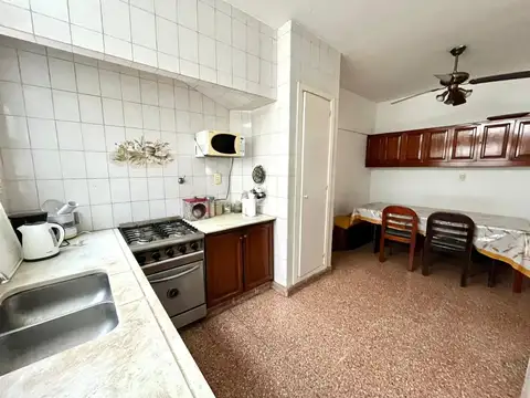 Depto Tipo Casa en Alquiler en La Perla Norte, USD 950