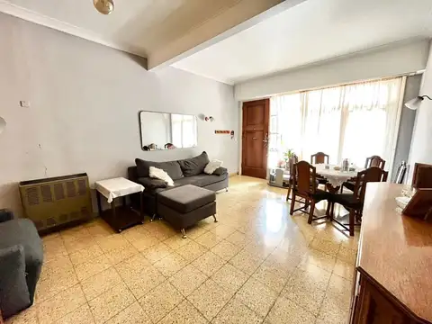 Depto Tipo Casa en Alquiler de 5 ambientes