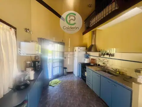 Casa en Venta con 5 cocheras