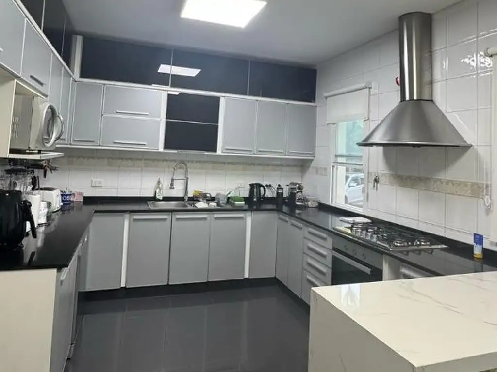 Casa en Venta en Abril Club De Campo