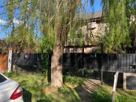 Casa 6 ambientes con 3 baños