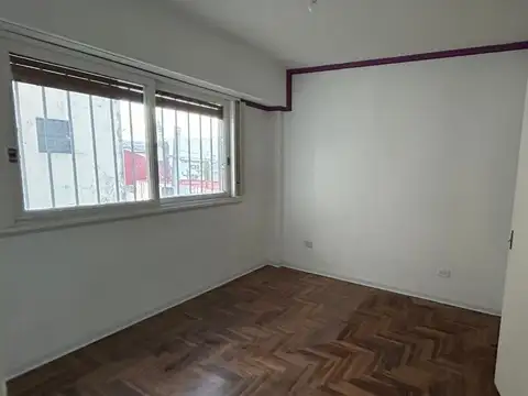 ALQUILER 2 AMBIENTES BAJAS EXPENSAS LUZ LAVADERO