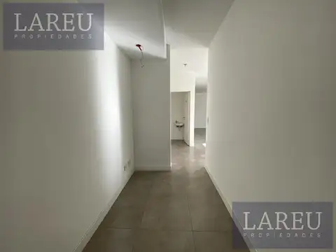 Departamento en Venta con 3 cocheras
