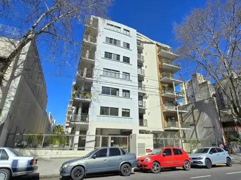 Venta semipiso en torre de categoria caballito
