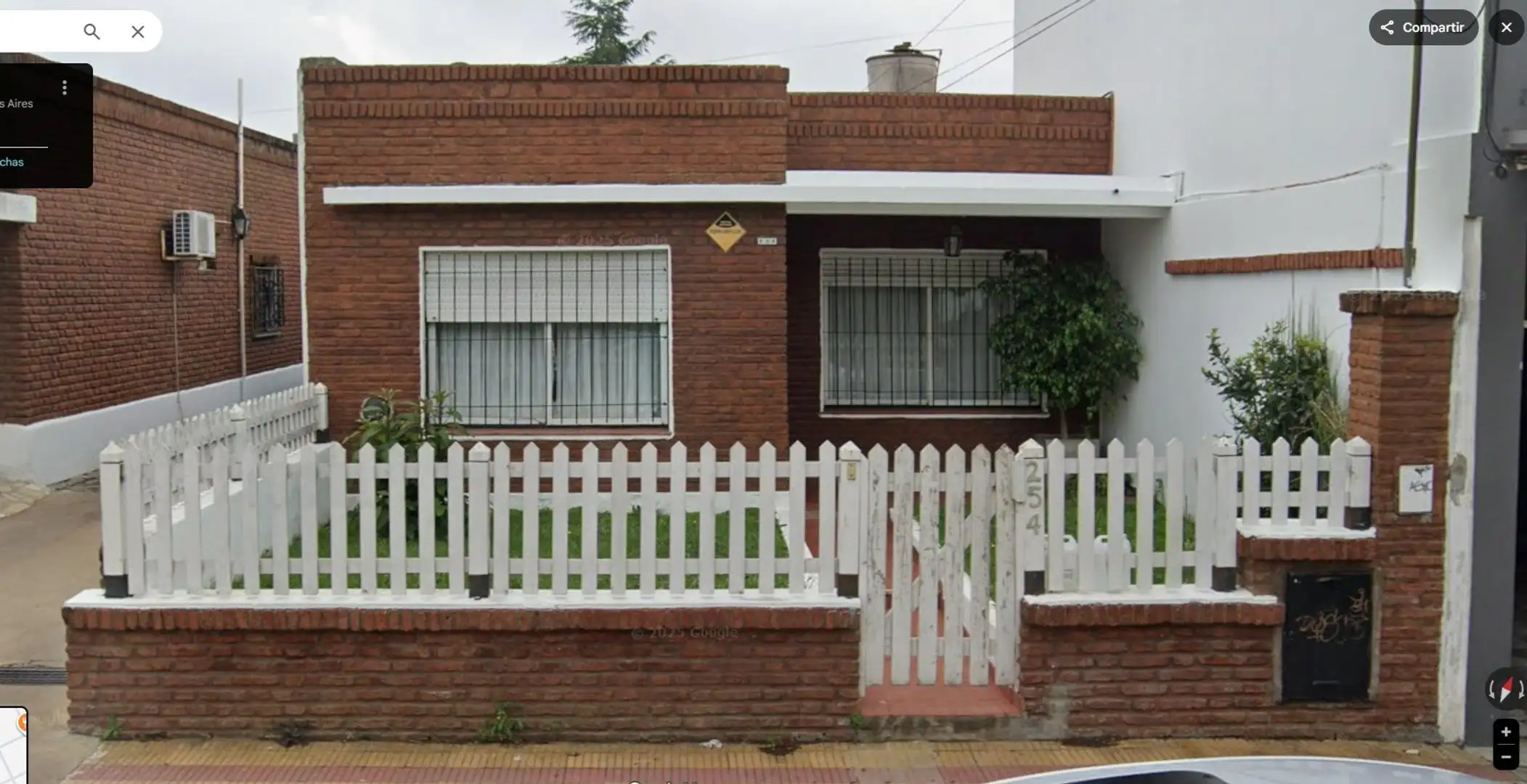 Casa 3 dorm, 110m² con patio y parrilla — Centro