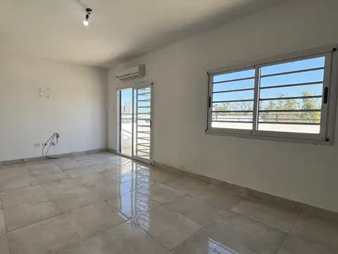 Departamento en Venta en Villa Dominico, USD 52.000