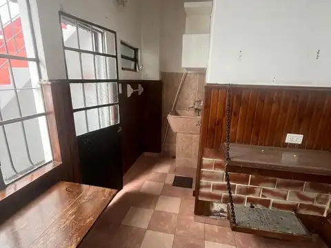 Depto Tipo Casa en Alquiler con 1 cocheras