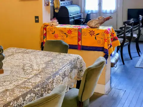 Depto Tipo Casa en Venta de 4 dormitorios