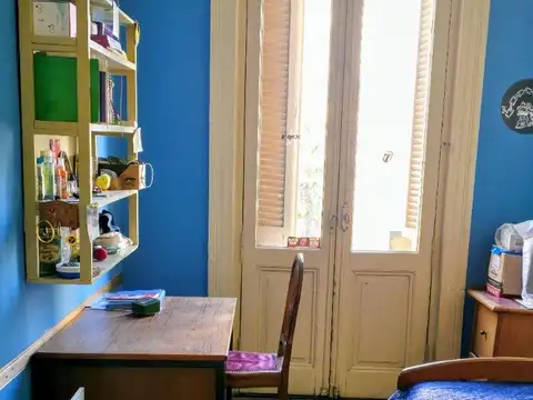 Depto Tipo Casa en Venta 80 años