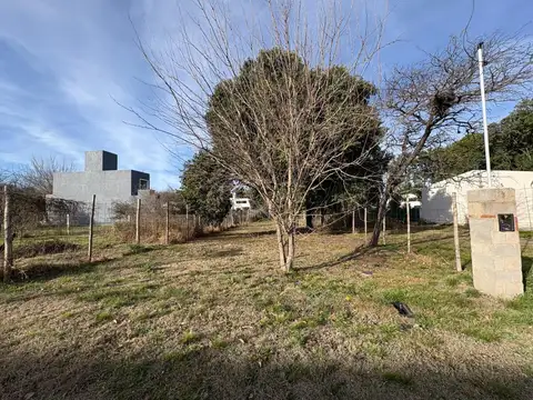 LOTE EN VILLA CATALINA EN VENTA
