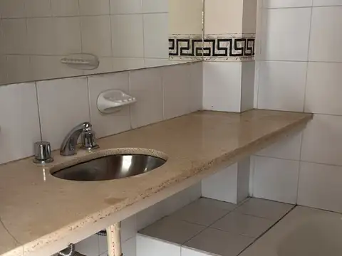 Departamento en Alquiler en Centro, $ 350.000