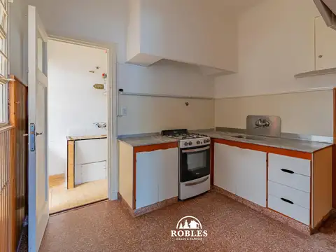 Casa en Alquiler con 1 cochera