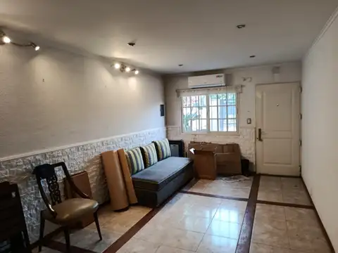 Casa en Venta en Castelar Sur, USD 105.000