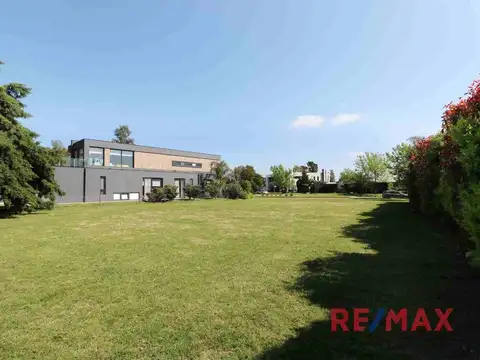 Venta Lote Terralagos, barrio House fondo a lago.