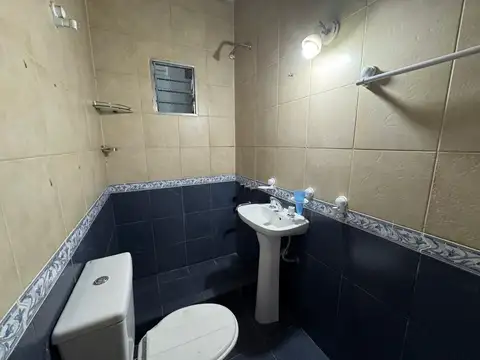 Departamento en Alquiler en Isidro Casanova, $ 300.000