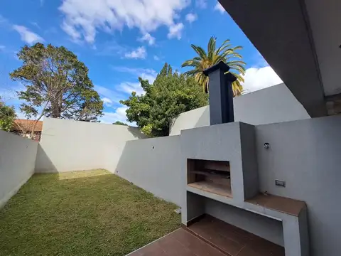 Depto Tipo Casa en Venta de 2 dormitorios