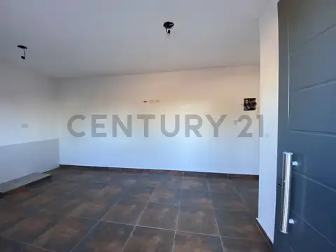 Jacinto Rosso 300, Piso 0