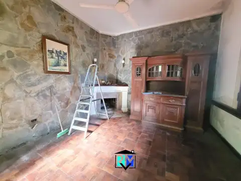 Casa 6 ambientes con 5 baños