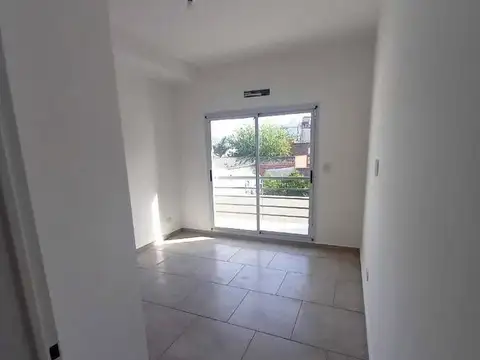 Departamento en Venta en Villa Luzuriaga, USD 55.000