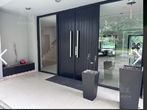 Casa en Alquiler de 5 dormitorios