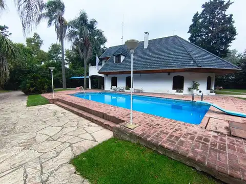 Alquiler Quinta en tortuguitas 10 ambientes.