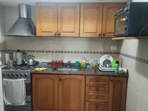 CASA PARA DOS FAMILIAS EN PLANTA BAJA CON COCHERA AMPLIA, Aquino 5400 - Villa Lugano