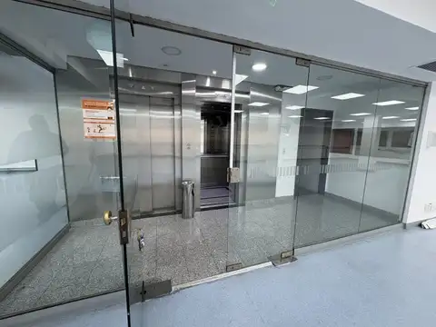 Oficina en Alquiler 21 años