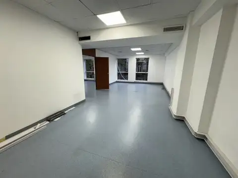 Oficina en Alquiler 21 años